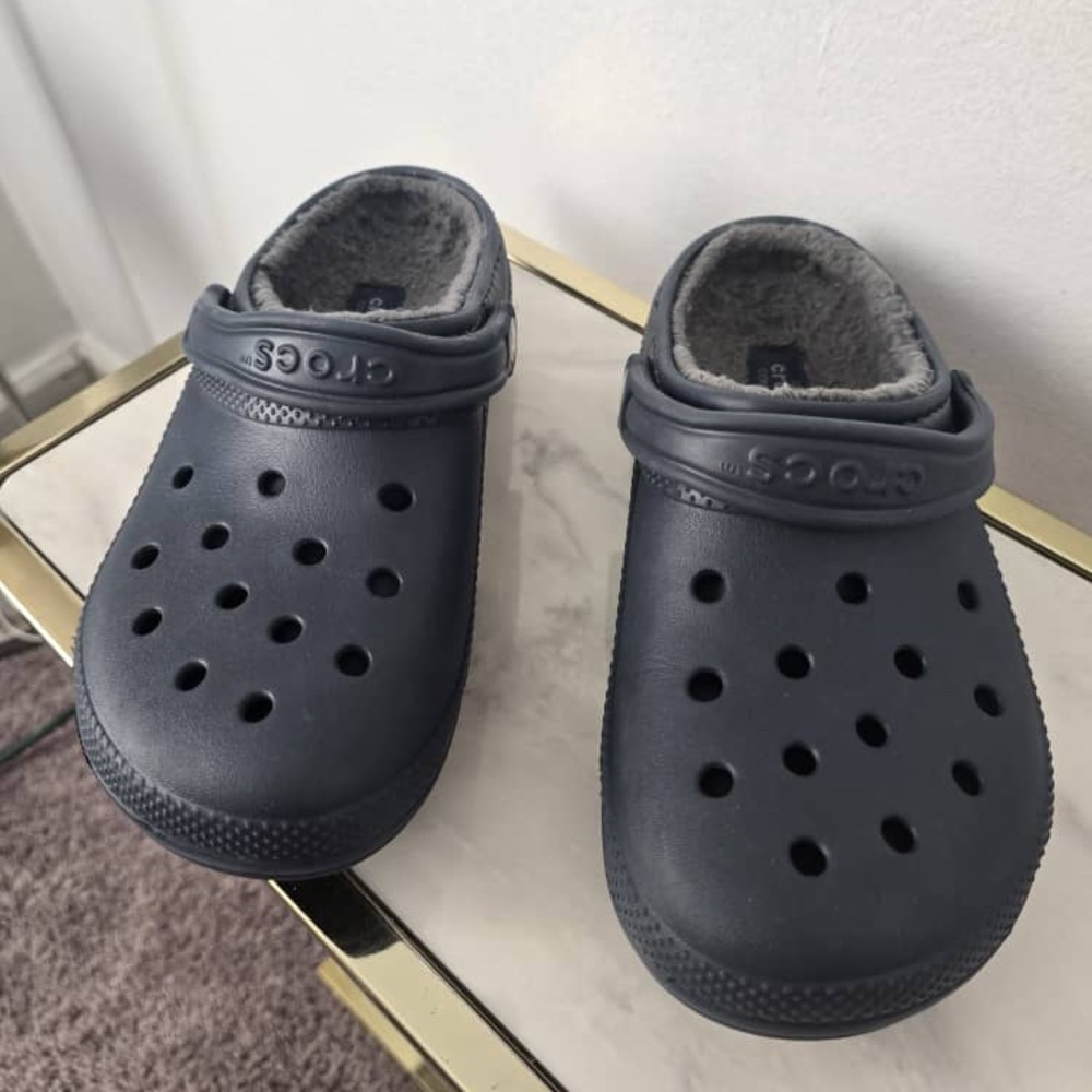 Crocs Classic Lined Clog (Navy Blue) Dual Comfort Fleece Lining Women’s Size 8 - Picture 2 of 6